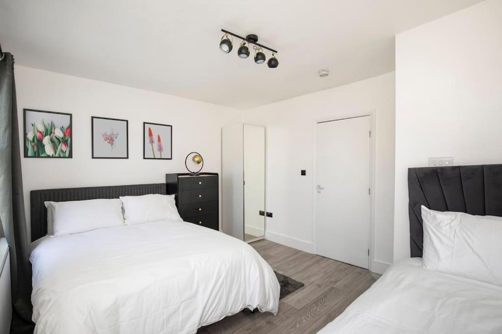 Spacious Serenity In The Heart Of Central London Exterior photo
