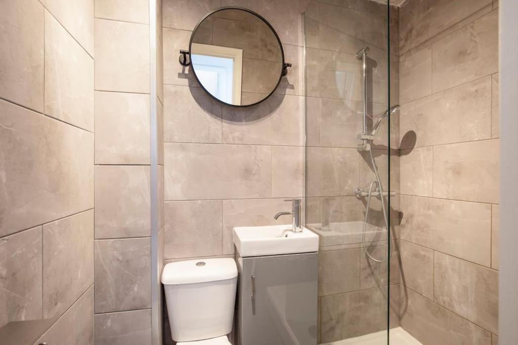 Spacious Serenity In The Heart Of Central London Exterior photo